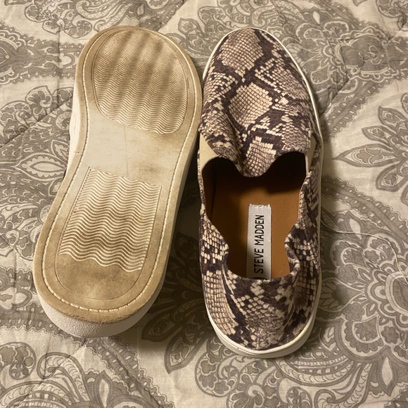 Steve Madden animal print shoes - Picture 5 of 5